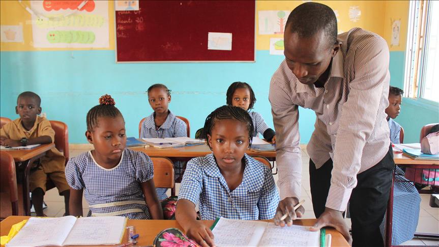 Report de la reprise des cours : le Gouvernement donne ses raisons ...