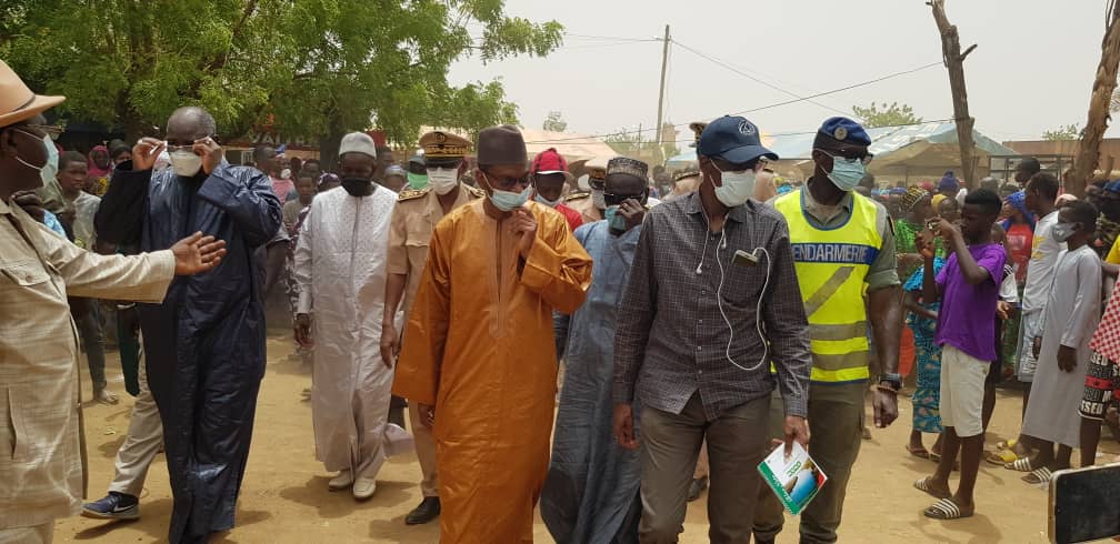 Direct – Matam : Moussa BADLÉ remet du matériel d’irrigation et des instrants aux producteurs (photos)