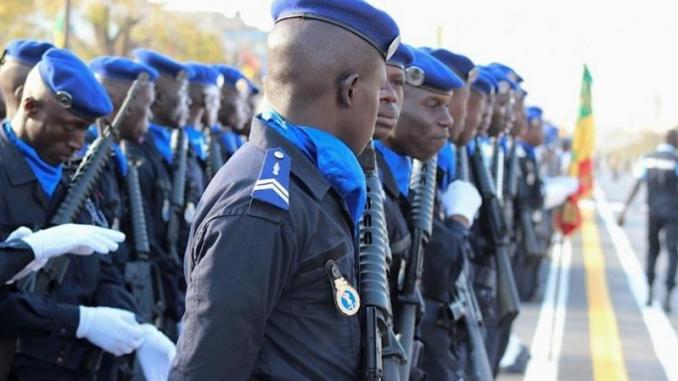 Aly Ngouille chamboule la Police Aly Ngouille chamboule la Police