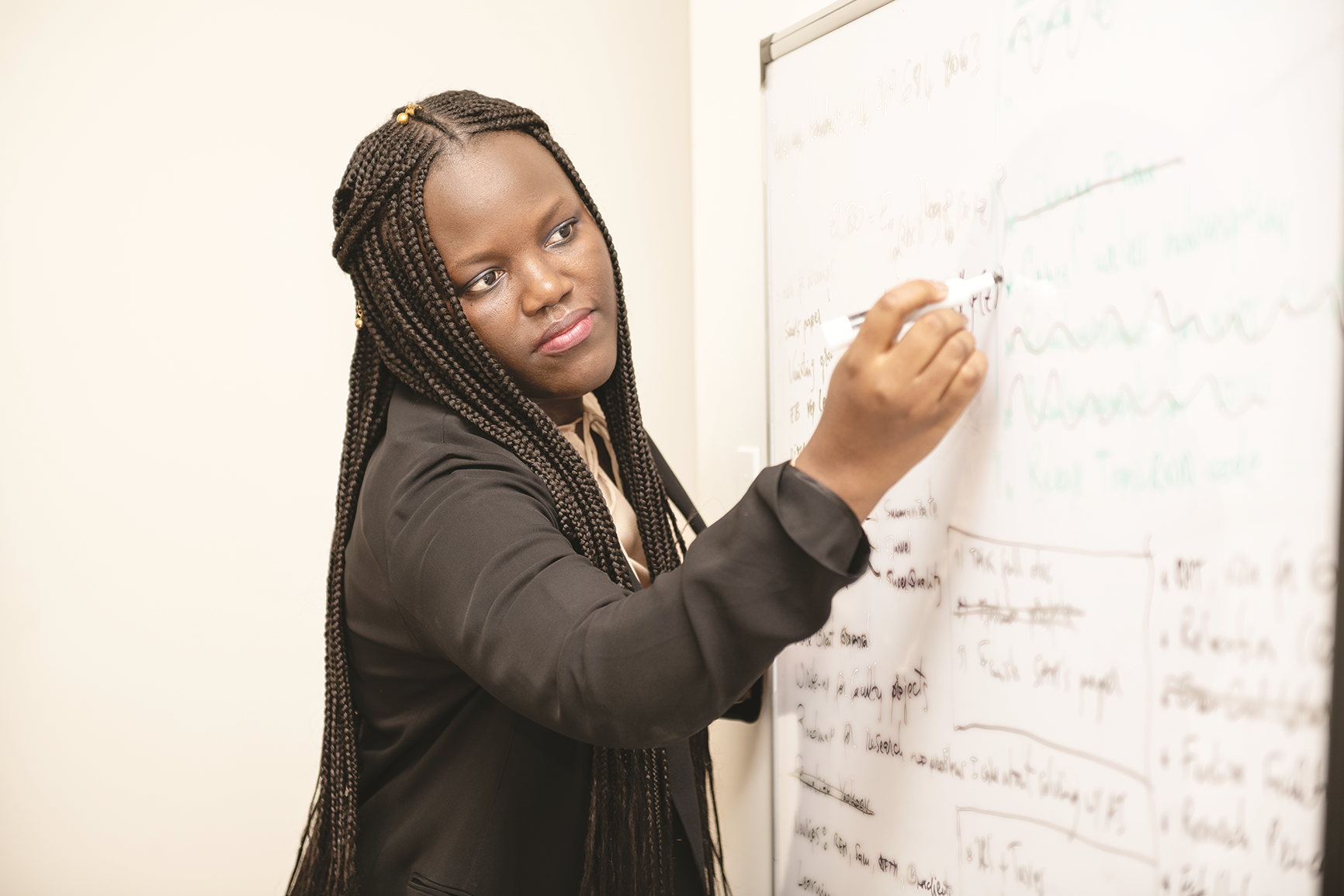 Intelligence artificielle: Adji Bousso Dieng, première femme noire professeure à Princeton Intelligence artificielle: Adji Bousso Dieng, première femme noire professeure à Princeton
