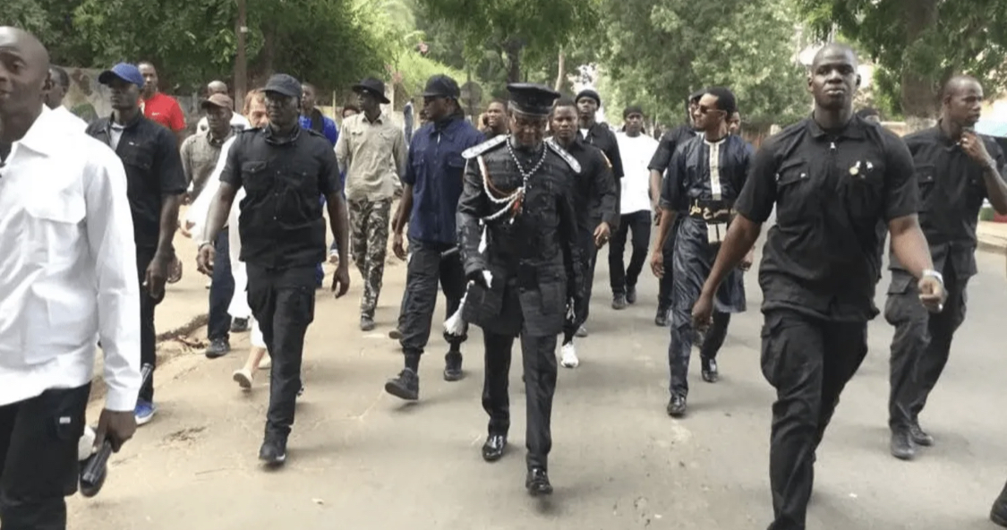Descente musclée dans les centres de Kara-sécurité : les explications de la gendarmerie Descente musclée dans les centres de Kara-sécurité : les explications de la gendarmerie