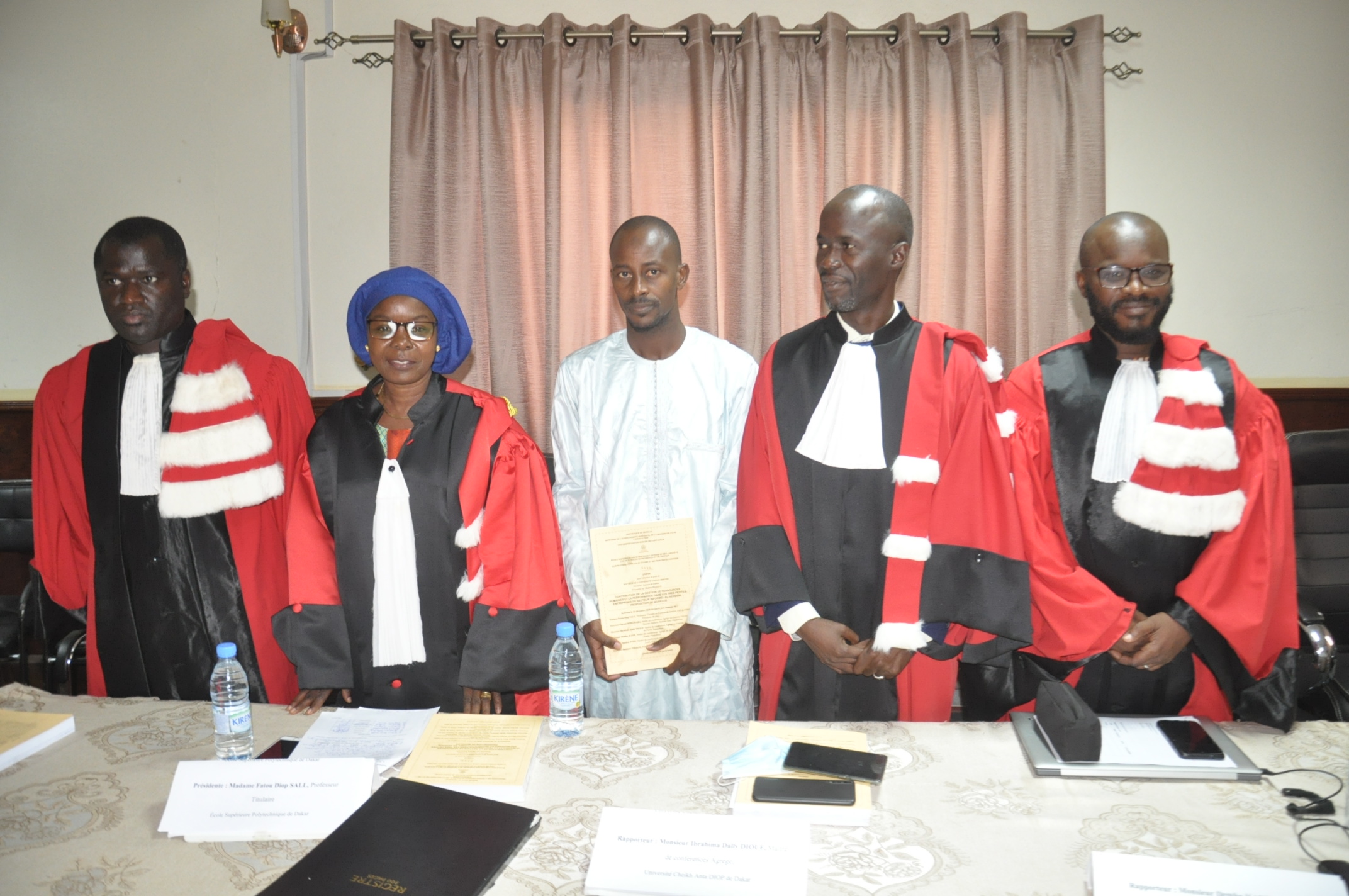 UGB : Cinq doctorants promus au grade de docteur en Sciences de Gestion (photos)