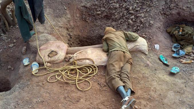 L’armée marocaine tire sur des orpailleurs mauritaniens L’armée marocaine tire sur des orpailleurs mauritaniens