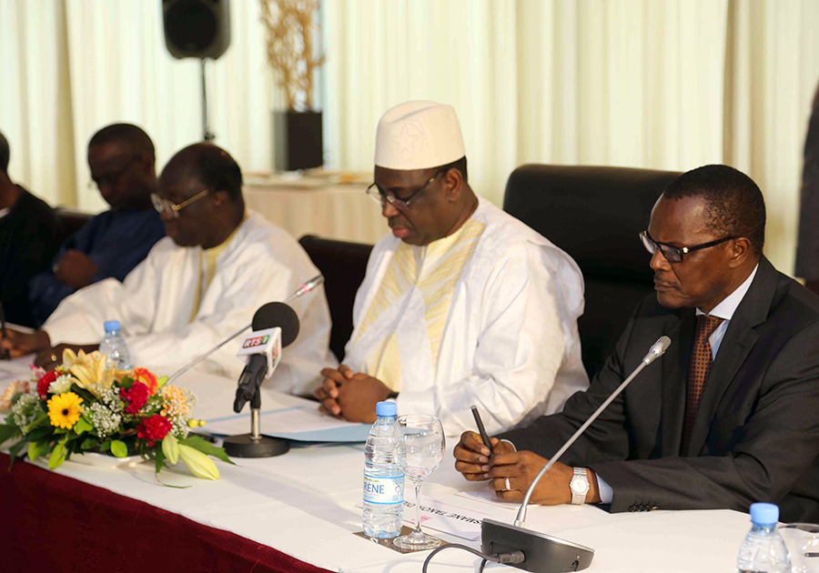 Manifs pro-Sonko : Bby dénonce “les actes de vandalisme des partisans de Pastef” Manifs pro-Sonko : Bby dénonce “les actes de vandalisme des partisans de Pastef”