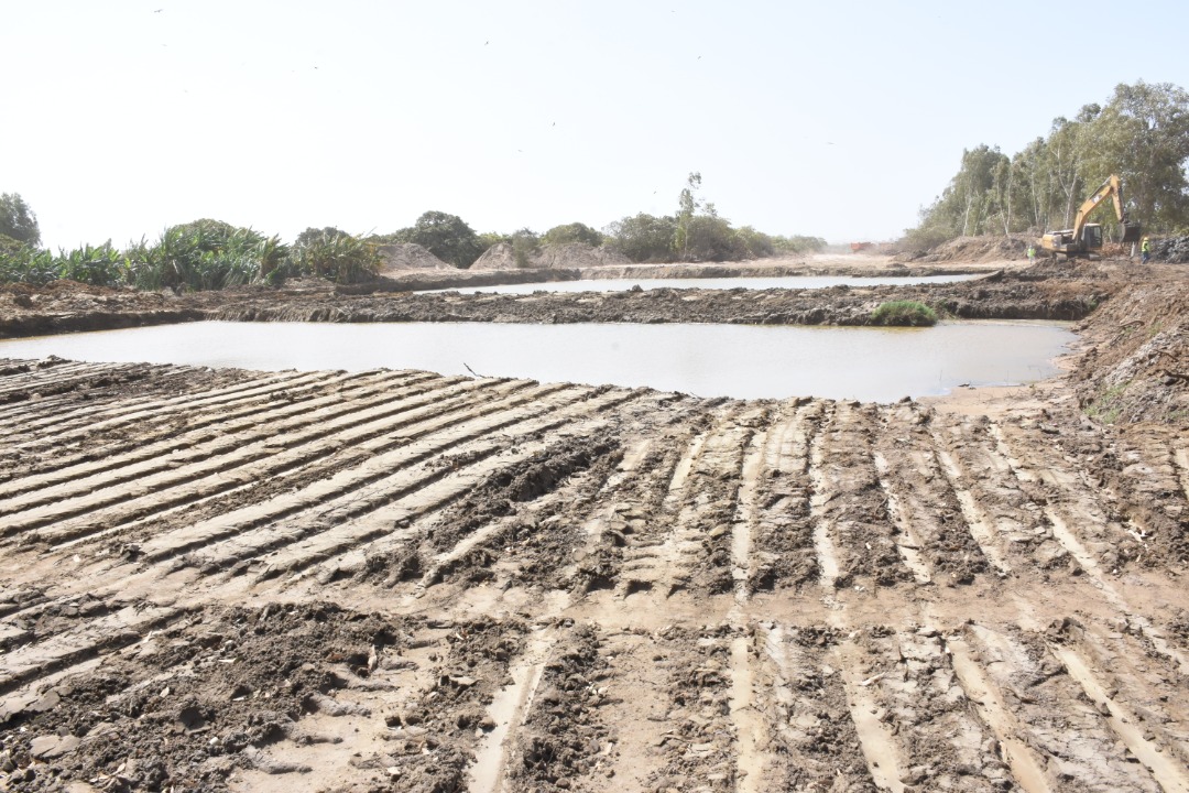 Lutte contre les inondations : En visite à Keur Massar, le ministre Oumar GUEYE se dit satisfait du niveau d'exécution des travaux (photos)