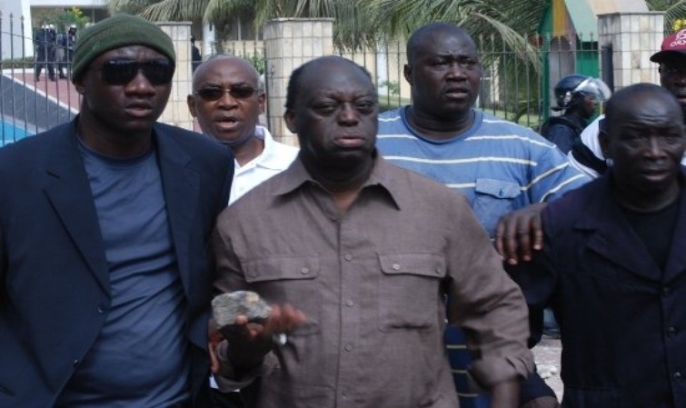 Mansour Sy Djamil à NIASSE : « avec la pierre que vous aviez en 2011, on pouvait vous taxer de terroriste »