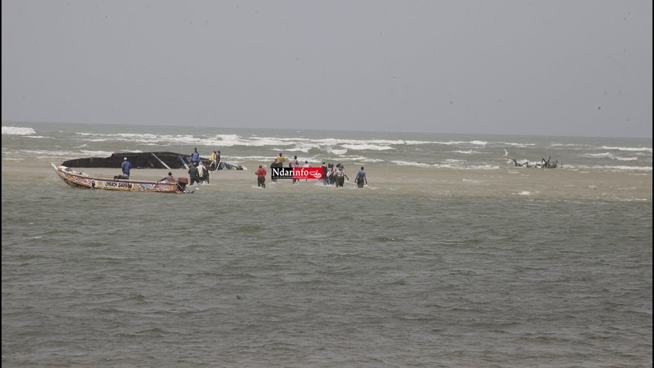 Chavirement d'une pirogue de clandestins : 11 personnes secourues par la marine