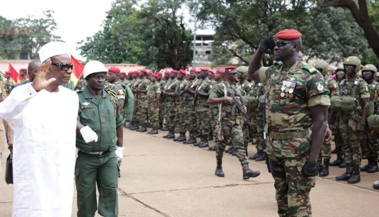 Ministres, gouverneurs, préfets : la junte fait des grandes annonces. La société civile et des partis politiques invités à ... Ministres, gouverneurs, préfets : la junte fait des grandes annonces. La société civile et des partis politiques invités à ...