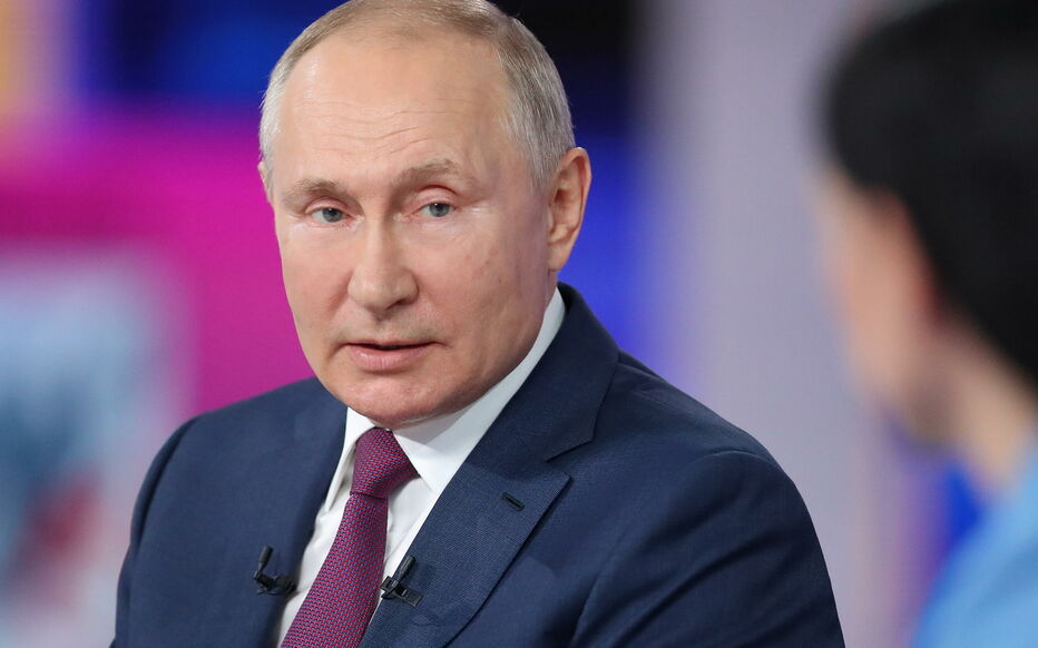 Poutine décrète une semaine chômée pour enrayer l'essor du Covid-19 en Russie