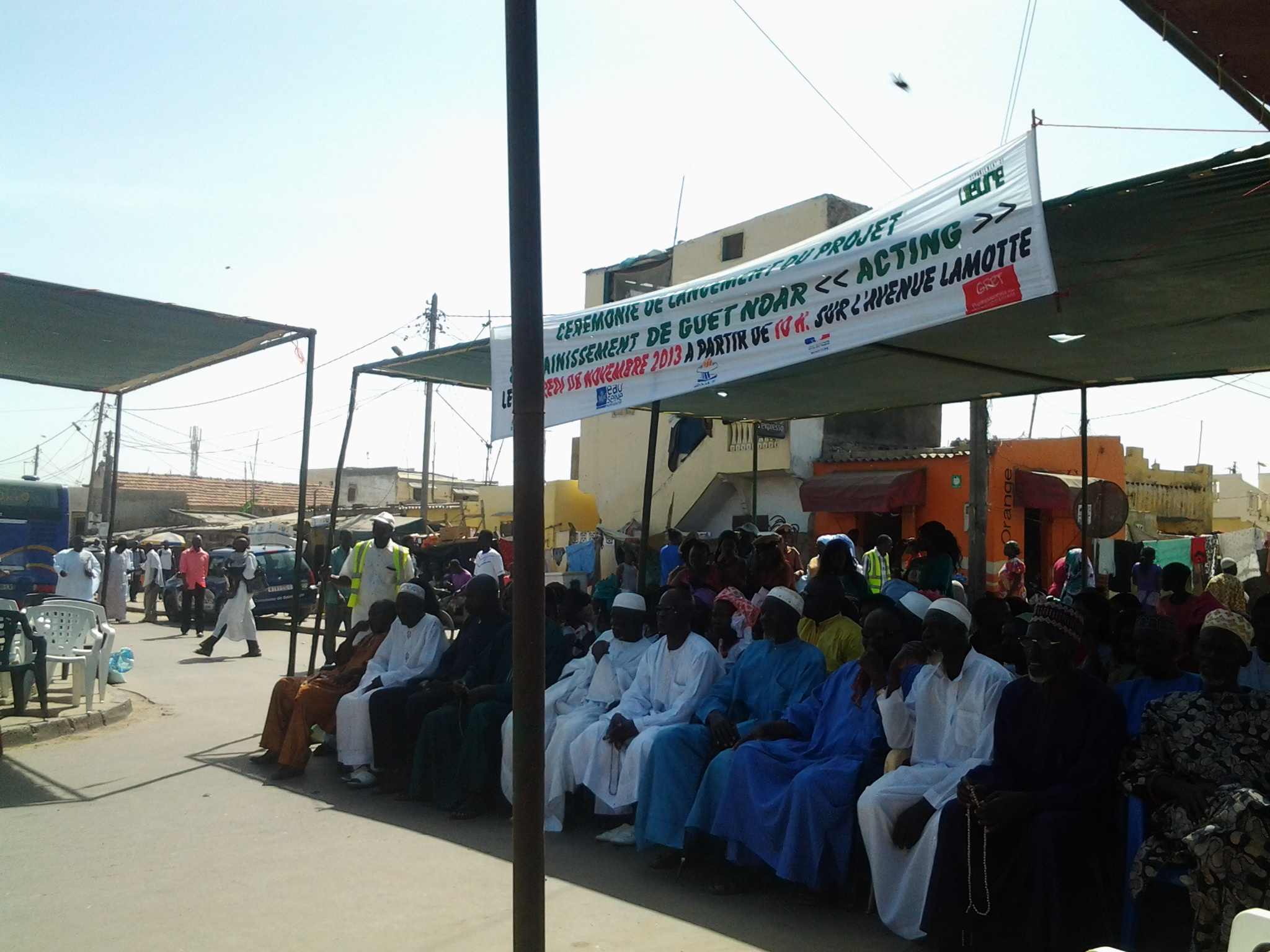 Direct Photos: La cérémonie de lancement du projet d'assainissement de Guet Ndar. Direct Photos: La cérémonie de lancement du projet d'assainissement de Guet Ndar.