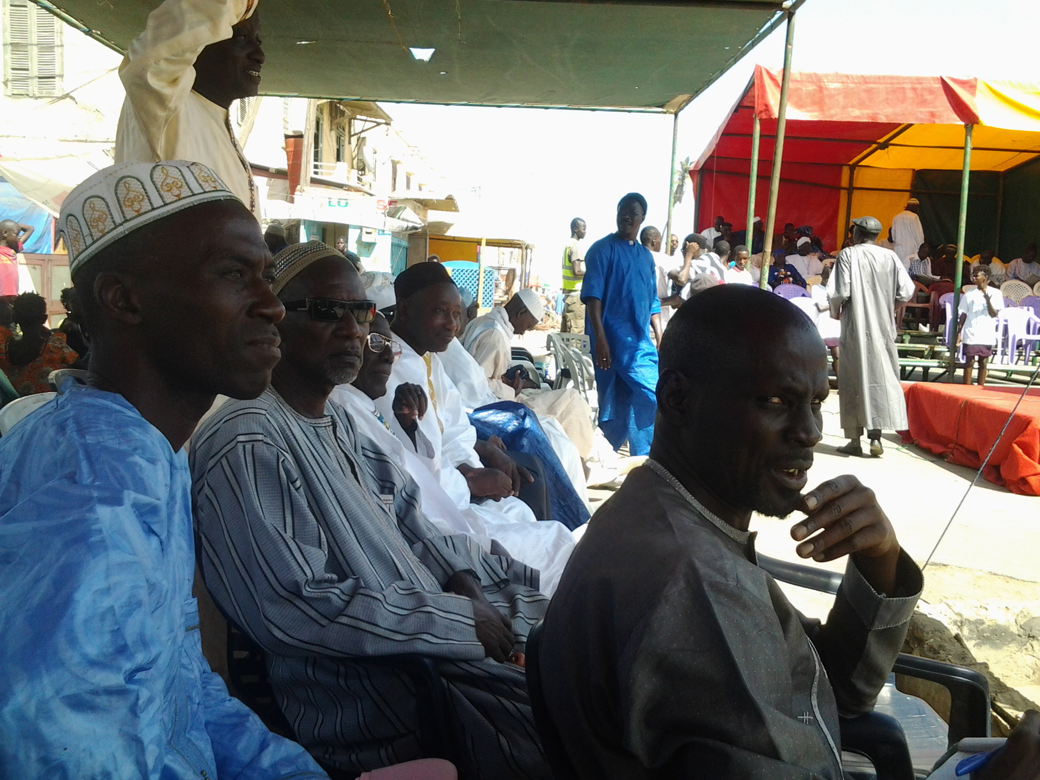 Direct Photos: La cérémonie de lancement du projet d'assainissement de Guet Ndar. Direct Photos: La cérémonie de lancement du projet d'assainissement de Guet Ndar.