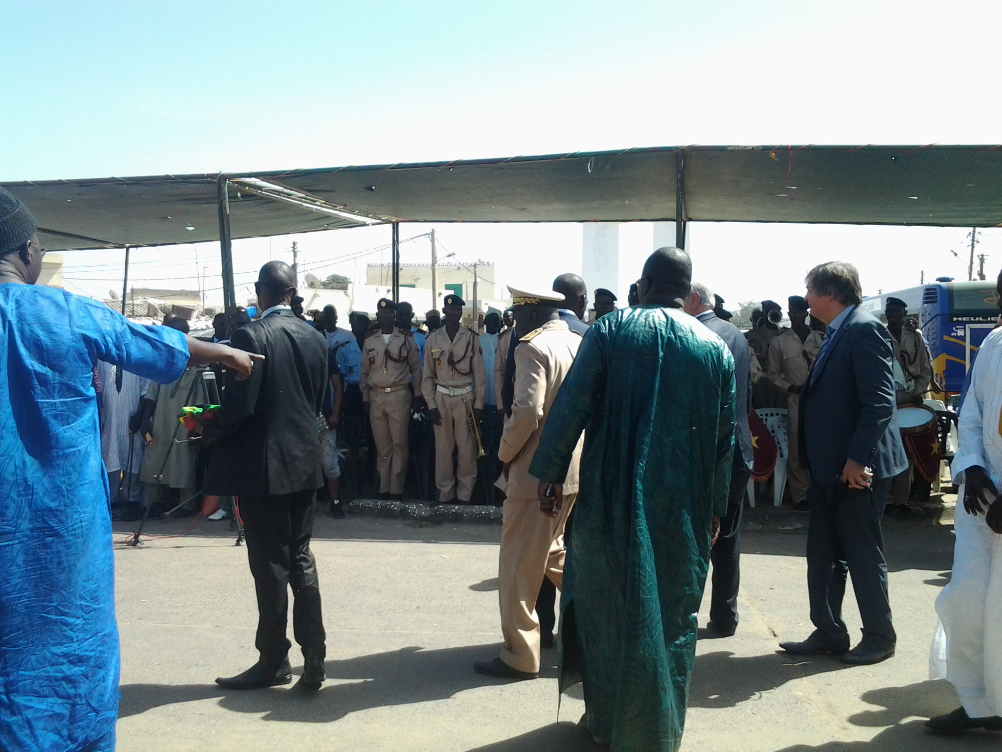 Direct Photos: La cérémonie de lancement du projet d'assainissement de Guet Ndar. Direct Photos: La cérémonie de lancement du projet d'assainissement de Guet Ndar.