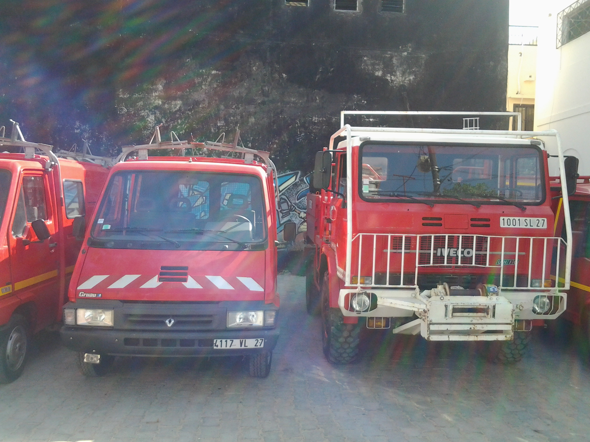 Coopérations décentralisée: dons de materiels de l'Eure aux Sapeurs Pompiers de Saint-Louis. Photos & Vidéo