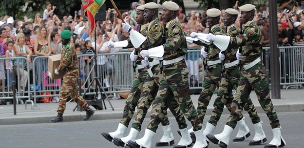 Journée nationale des Forces armées : Macky Sall magnifie le « génie militaire » sénégalais.