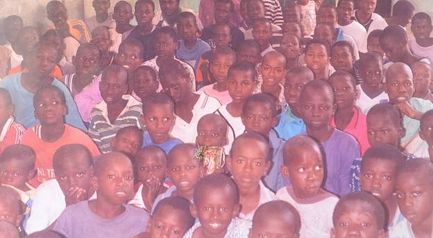 Saint-Louis : pour lutter contre « les industries de la mendicité », un projet veut promouvoir l'insertion professionnelle des talibés. Saint-Louis : pour lutter contre « les industries de la mendicité », un projet veut promouvoir l'insertion professionnelle des talibés.