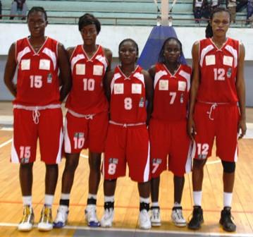Basket Féminin : St Louis Basket corrige SIBAC, les Duchesses sur leur lancée