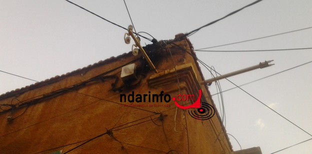 Installations anarchiques : des câbles de la Senelec prennent feu dans l’île nord.