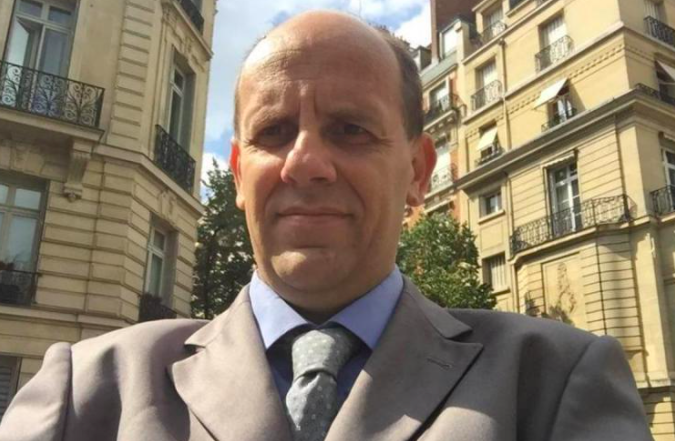 Emmanuel Desfourneaux révèle : « Macky a donné l’assurance que Sonko était en voie d’être neutralisé. »