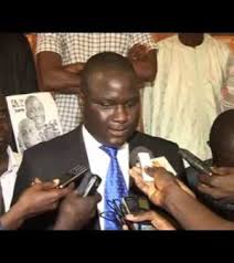 LOCALES A SAINT-LOUIS : Awa Ndiaye se « suicide » à la majoritaire, Déthié Fall « héberge » Bamba Dièye