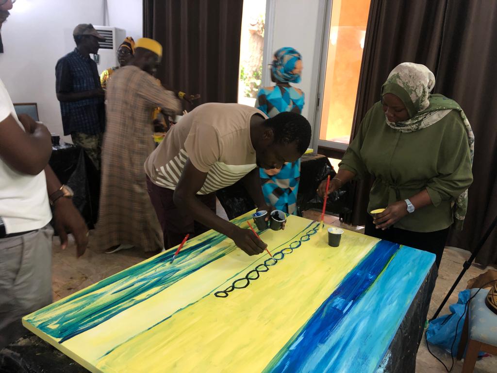 Saint-Louis : Un atelier sur l'art et l'environnement pour la co-production d'une œuvre artistique
