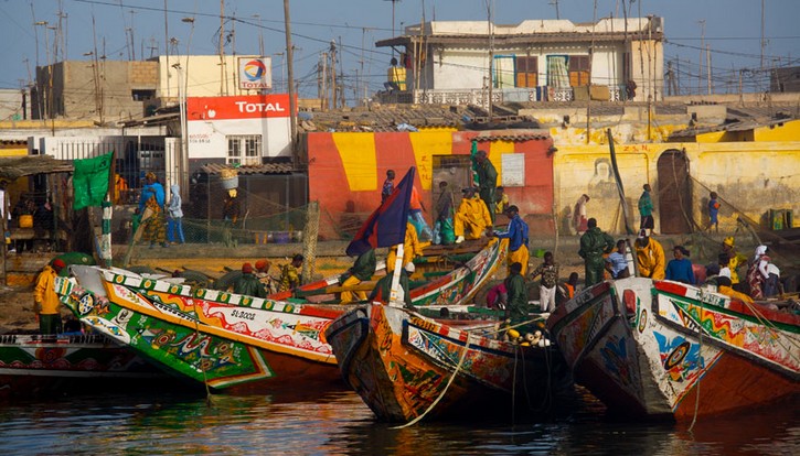 Saint-Louis : le gouverneur annonce l'imminence de la réhabilitation des quais de pêche. Saint-Louis : le gouverneur annonce l'imminence de la réhabilitation des quais de pêche.