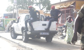 SAINT-LOUIS : la permanence du PDS sous surveillance policière.