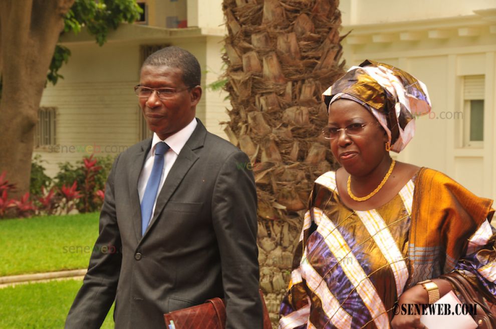(Photos) Les ministres de Saint-Louis au premier conseil des ministres du Gouvernement DIONNE (Photos) Les ministres de Saint-Louis au premier conseil des ministres du Gouvernement DIONNE