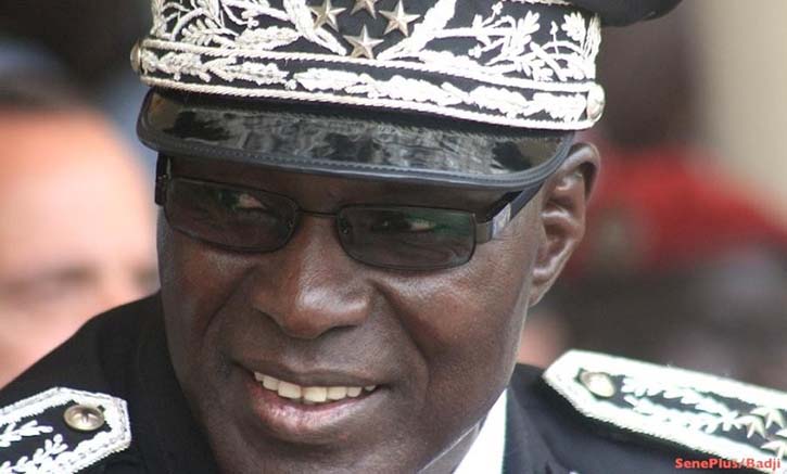 Entendu par Mankeur Ndiaye : Le Général Abdoulaye Fall propose sa démission, Macky Sall la bénit