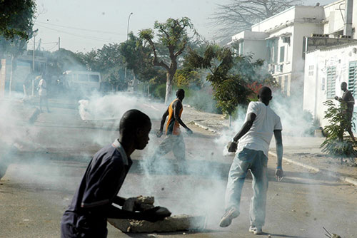 Dernière minute: Ça chauffe à l'Ucad Dernière minute: Ça chauffe à l'Ucad