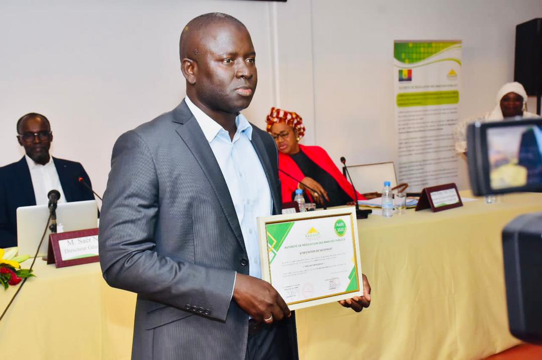 Passation des marchés publics : le DG de l’ADM Cheikh Issa Sall  obtient la mention "très satisfaisante’" Passation des marchés publics : le DG de l’ADM Cheikh Issa Sall  obtient la mention "très satisfaisante’"