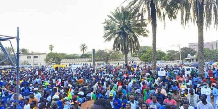 Sunu’y Milyaar du Rees : rassemblement du peuple à la Place de la Nation