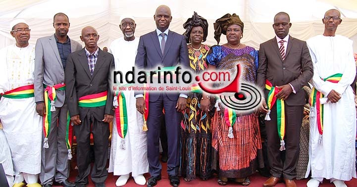 Décrets présidentiels sur les salaires des présidents de Conseils ou des mairies : Macky offre le jackpot aux élus Décrets présidentiels sur les salaires des présidents de Conseils ou des mairies : Macky offre le jackpot aux élus