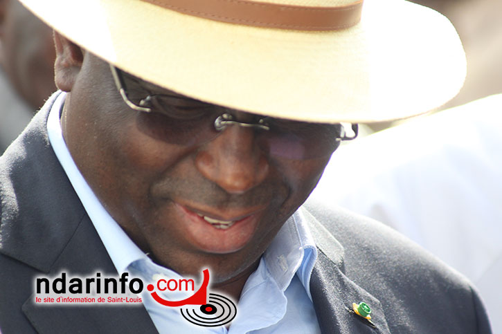 Saint-Louis: Macky SALL promet « une opération coup de poing » pour nettoyer la ville. Saint-Louis: Macky SALL promet « une opération coup de poing » pour nettoyer la ville.