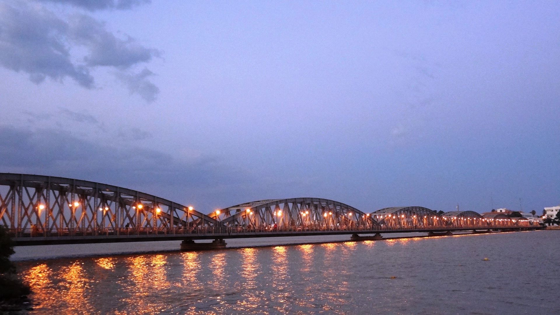 Un petit message de Jean Jacques BANCAL aux touristes européens. Lisez et partagez ! Un petit message de Jean Jacques BANCAL aux touristes européens. Lisez et partagez !