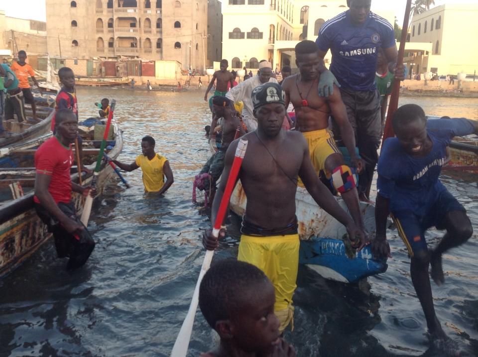 REGATES 2014: les pirogues s'entrainent. Regardez !