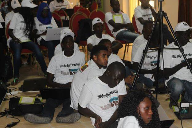 XVe SOMMET DE LA FRANCOPHONIE: les blogueurs de Saint-Louis en « NdadjeTweetup »,  samedi. XVe SOMMET DE LA FRANCOPHONIE: les blogueurs de Saint-Louis en « NdadjeTweetup »,  samedi.
