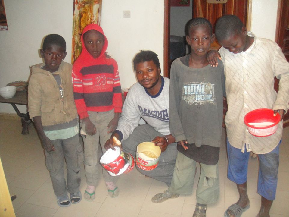 Saint-Louis : Baye Event au secours des talibés et enfants de la rue. Saint-Louis : Baye Event au secours des talibés et enfants de la rue.