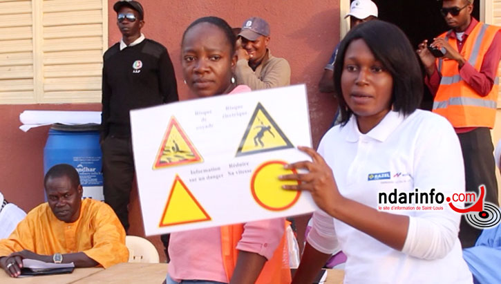 Reine NOUMBA, Chargée Sécurité et Aby SONKO, responsable Genre et Développement au Groupement RAZEL-SOGEA SATOM Reine NOUMBA, Chargée Sécurité et Aby SONKO, responsable Genre et Développement au Groupement RAZEL-SOGEA SATOM