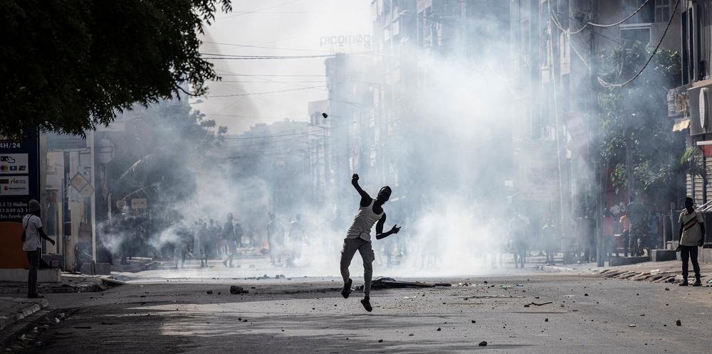 « INTIFIDA… » (2) Par Louis CAMARA « INTIFIDA… » (2) Par Louis CAMARA