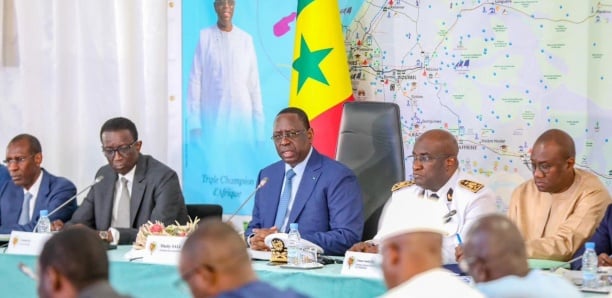 Palais: Macky convoque une réunion pour la désignation de son "dauphin"