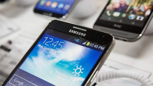 Samsung sent le souffle d'Apple sur sa nuque
