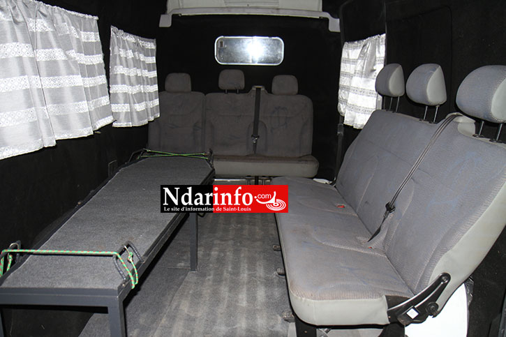 L'intérieur du véhicule. L'intérieur du véhicule.