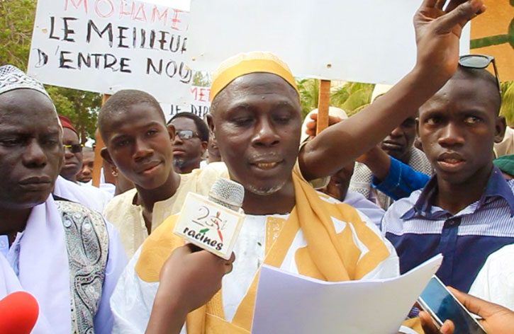SAINT-LOUIS - MARCHE CONTRE CHARLIE HEBDO:l'intégralité de la déclaration du professeur Habib KEBE ( document)