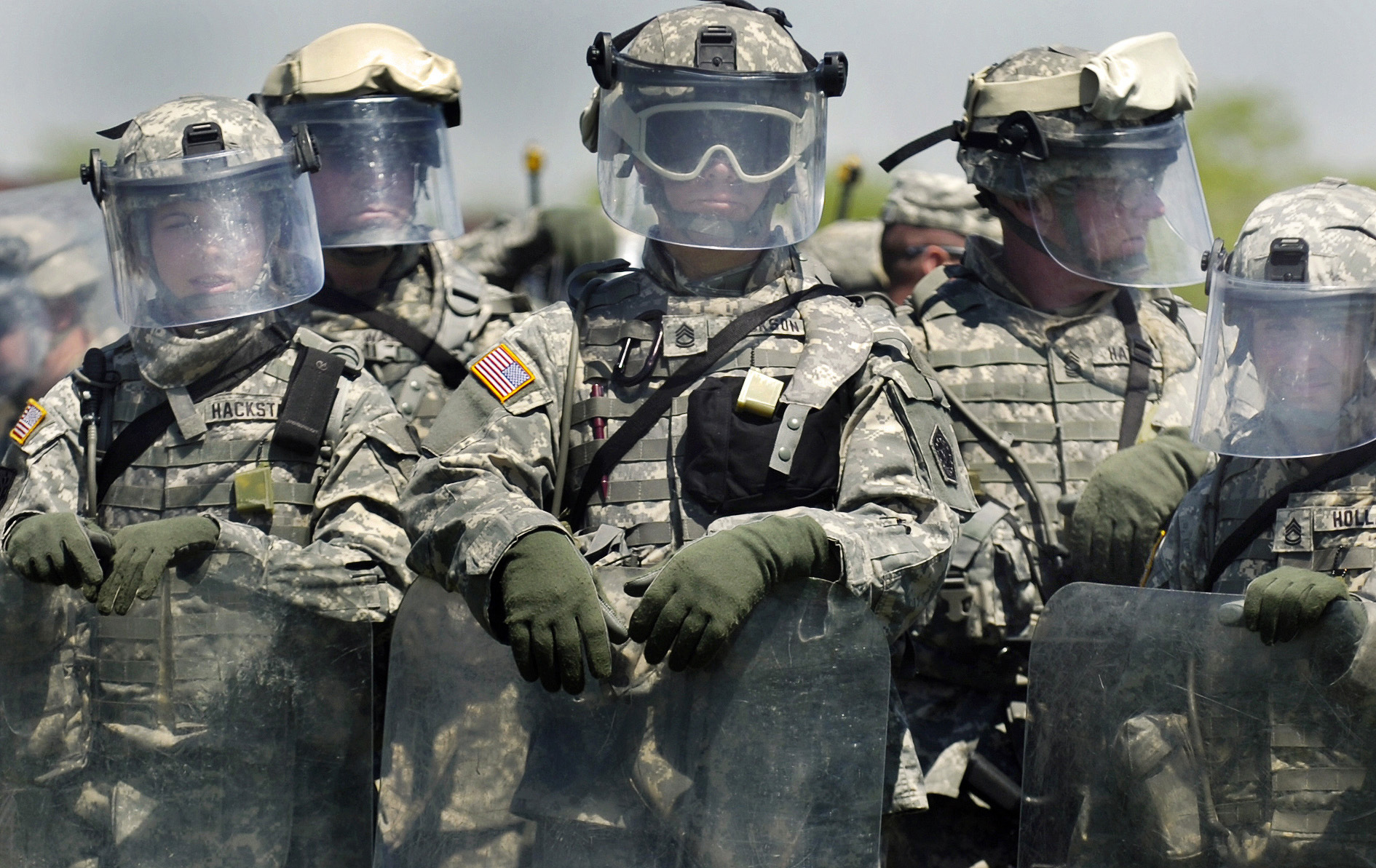 Ebola : pourquoi les soldats américains quittent l'Afrique ?
