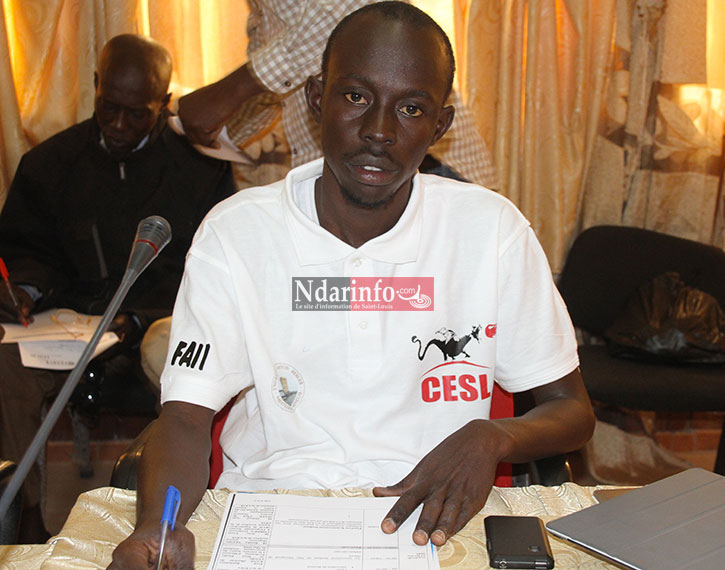 Aliou FALL, président de séance de la Coordination des Etudiants de Saint-Louis. Aliou FALL, président de séance de la Coordination des Etudiants de Saint-Louis.