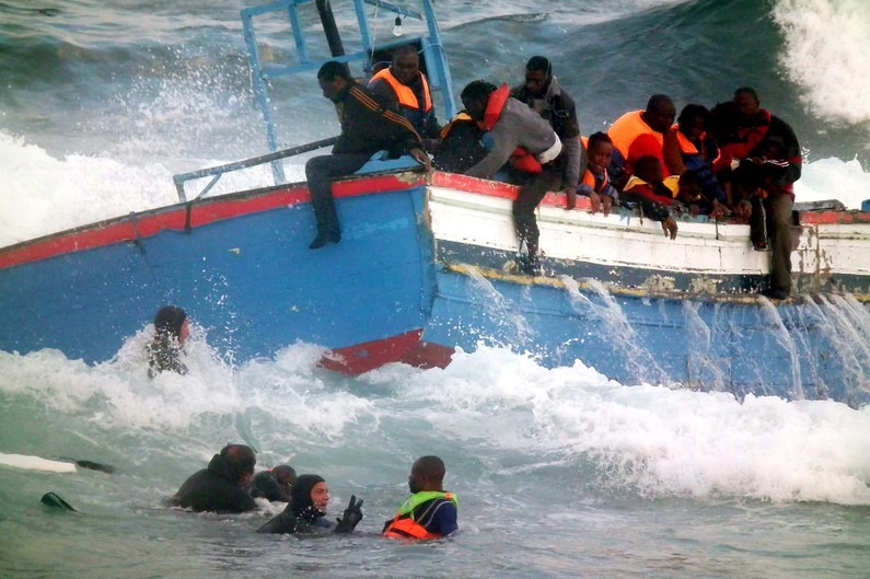 Naufrage de migrants au large de la Mauritanie : Au moins un mort et 20 disparus.
