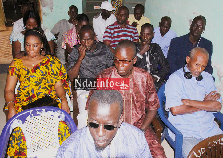 SAINT-LOUIS : se sentant discriminés, les 600 temporaires de la SENELEC interpellent le Président Macky SALL. SAINT-LOUIS : se sentant discriminés, les 600 temporaires de la SENELEC interpellent le Président Macky SALL.