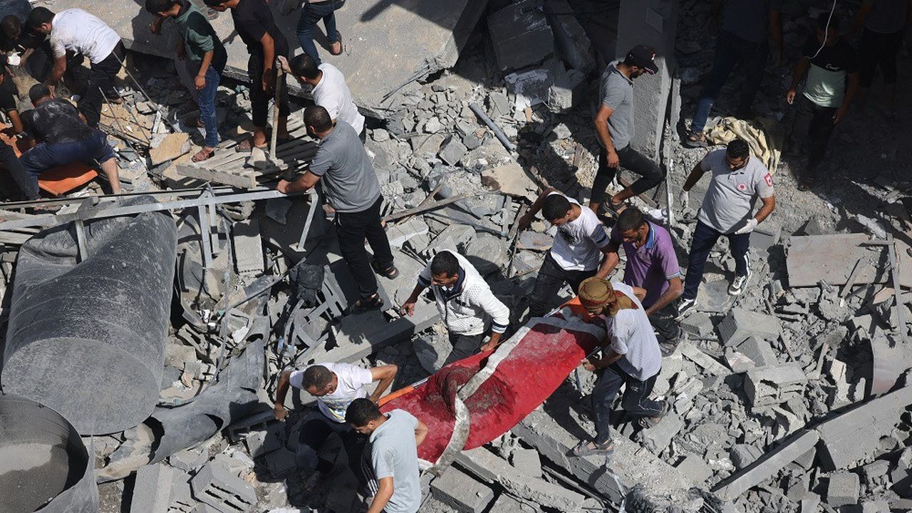 Plus de 500 morts après le bombardement par l'Israël d'un hôpital à Gaza