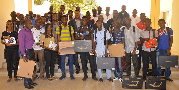UN ETUDIANT UN ORDINATEUR : la troisième phase lancée à l’Université Gaston Berger de Saint-Louis ! UN ETUDIANT UN ORDINATEUR : la troisième phase lancée à l’Université Gaston Berger de Saint-Louis !
