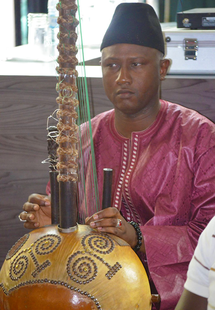 SAINT-LOUIS - CULTURE : Ablaye CISSOKO va lancer une école pour enseigner la KORA (entretien) SAINT-LOUIS - CULTURE : Ablaye CISSOKO va lancer une école pour enseigner la KORA (entretien)